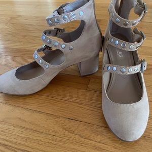 NWOT Charles David Size 8.5 Mary Jane Shoe.
